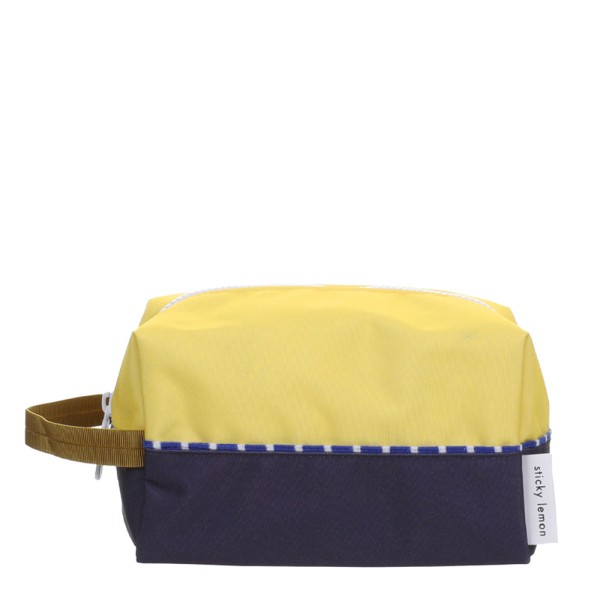 Kulturbeutel Sticky Lemon Better Together · colourblocking feather shuttle + skate ramp