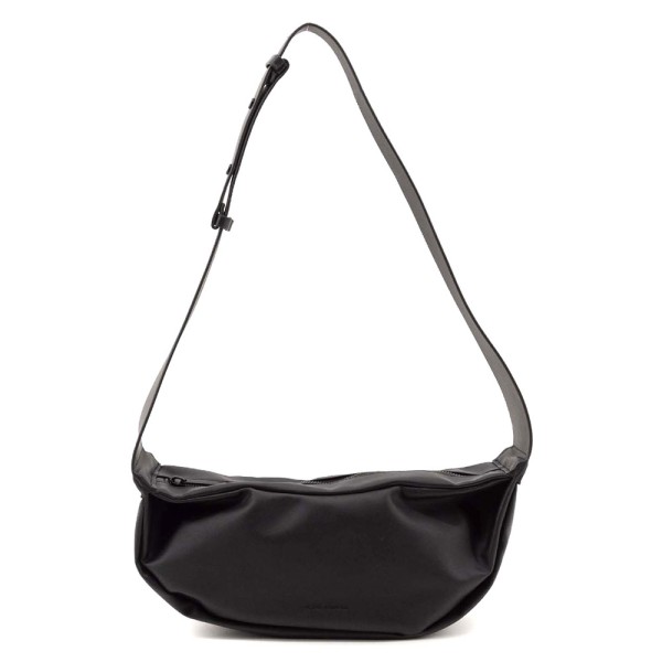 Shoulder Bag Nagamasa aus veganem Leder black